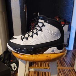 Jordan 9 University Blue Size 8 $140