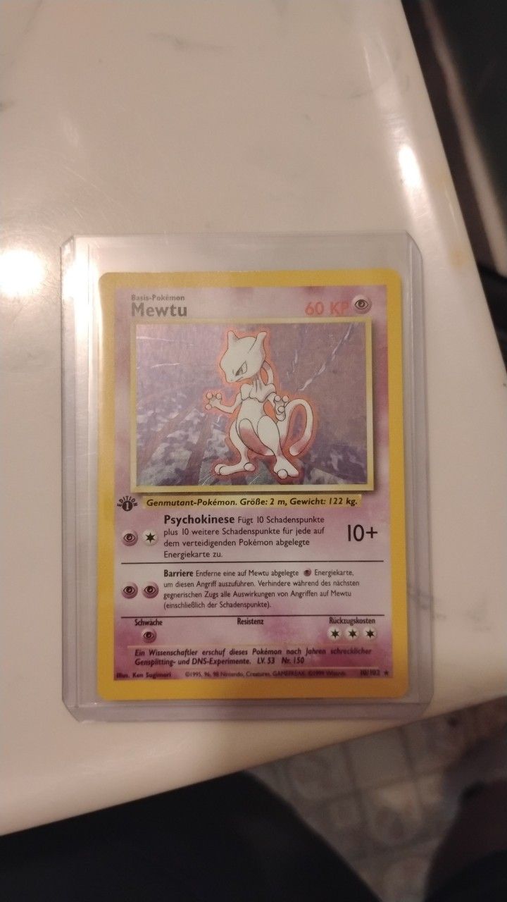 Mewtwo Base Set First Edition (German)