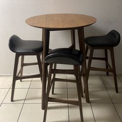 Free Table & Stools