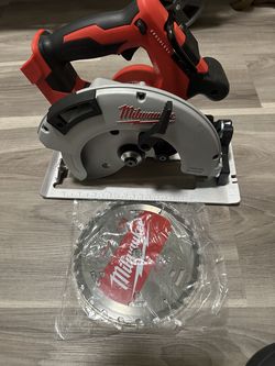 🇺🇸 🔥 Milwaukee M18 Brushless 7-1/4" Circular Saw – 2631-20