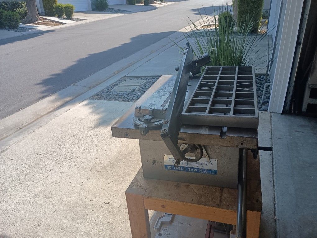 Table Saw
