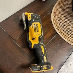 Dewalt 20v Multitool $70 Tool Only Firme Precio