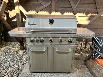 Signateur 5 burner grill fully stainless