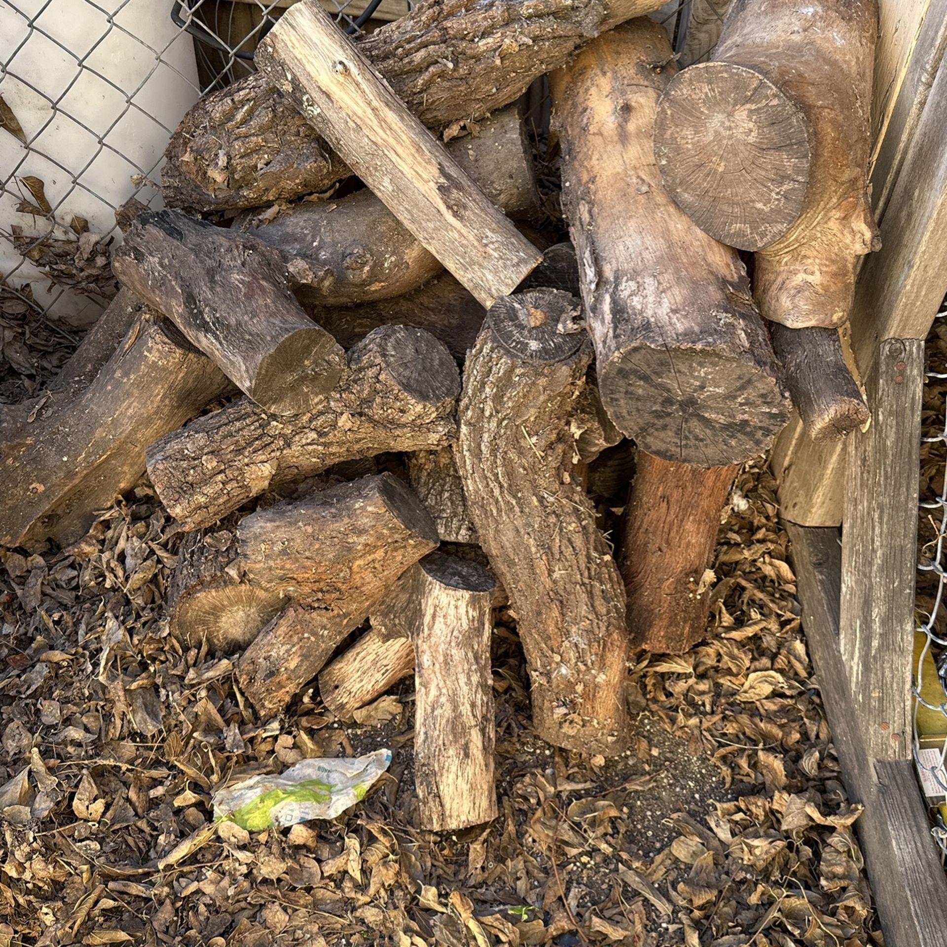 Oak Wood For BBQ - While Pile Must Go