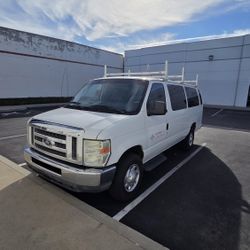 2011 Ford E-350