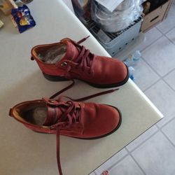 TIMBERLAND. LADIES (RED)