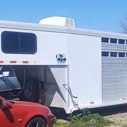 2011 24-ft Cimarron Stock Trailer