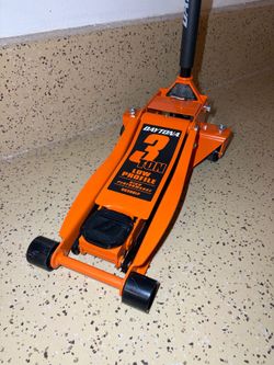 DAYTONA 3 Ton Low-Profile Professional Floor Jack with RAPID PUMP, Orange
