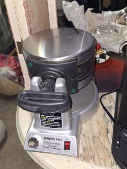 Waffle maker