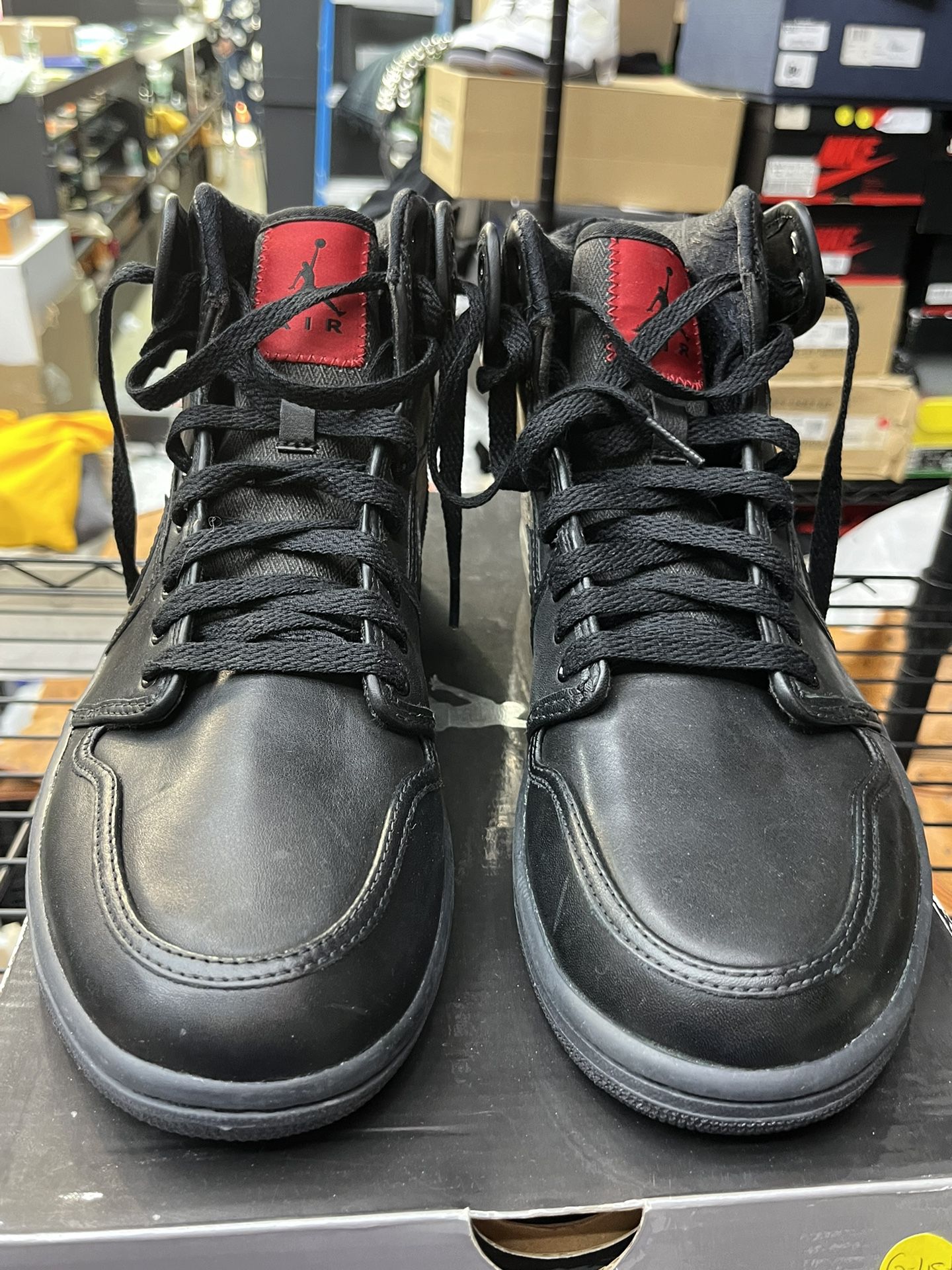 Jordan Aj1 KO Premium Size 10.5US New 
