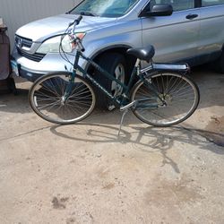 Schwinn Searcher 21 Speed. Lake New