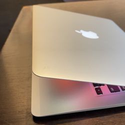 13” MacBook Air $175