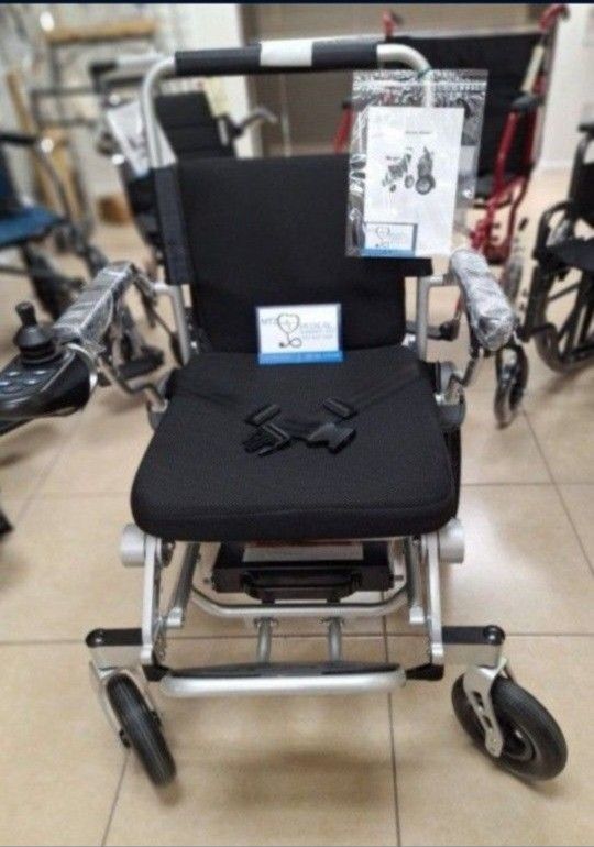 Folding Electric Wheelchair