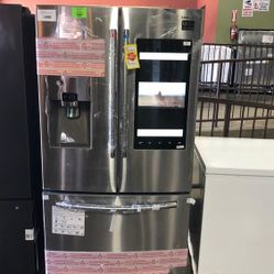 Samsung Family Hub Refrigerator  7