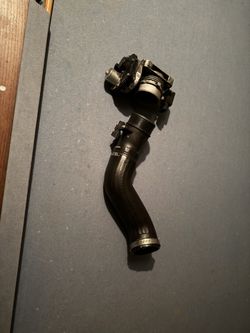 Ford Explorer Throttle Body And Tube .