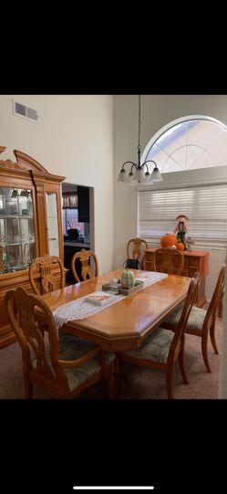 Dinning Table (plus Extender/buffet/ China Cabinet)