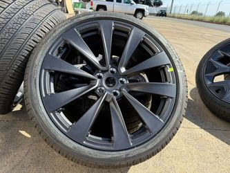 FREE DELIVERY NEW OEM SET 2025 Tesla Model X Plaid Wheels 265/35/22 and 285/35/22 Pirelli A/S