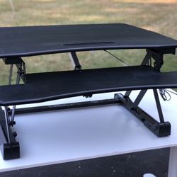 Motorized Standing Desk (gaming, work, hobby…)