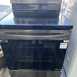 Limited Time/ Single Oven Black Stainless Steel Electric Range 