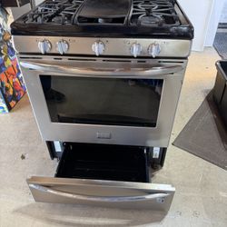 Frigidaire Gallery Gas Range