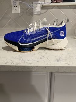 Nike Air Zoom Tempo% Flyknit
