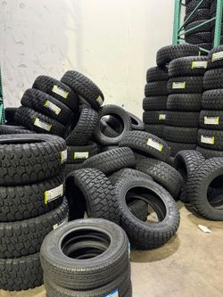 LT 285/60/18 RT TIRES SET