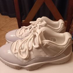 Jordan 11 Women's Sz. 8.5