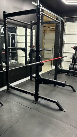 Titan Fitness T3 Power Rack With Extras
