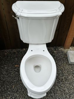 Fancy Kohler 1.6gpf toilet