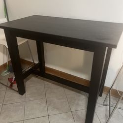 Tall Table w/ 4 Chairs