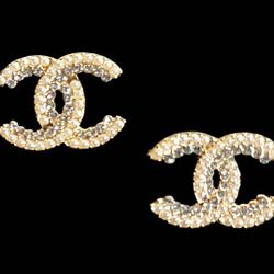 **Limited Time Offer** CC/925 Fashion Earrings ♡♡