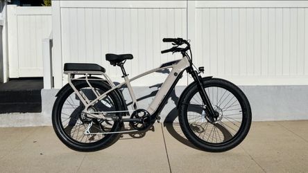 Ride1Up cafe cruiser ebike