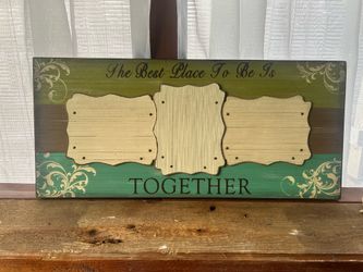 Wooden photo wall hanger