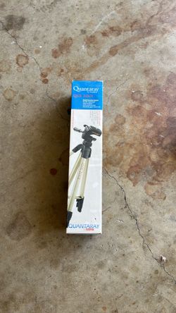 BRAND NEW QUANTARY CAMERA TRIPOD