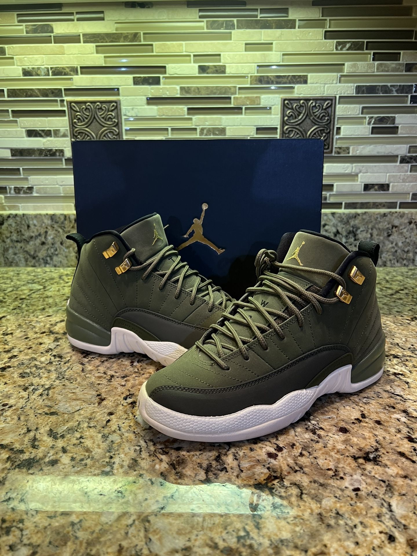 Air Jordan 12