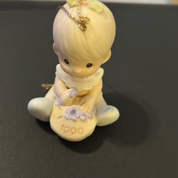 #21 Precious Moments Babies First Christmas Ornament 