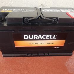 BRAND NEW NEVER USED Duracell Car Battery H8  Group 49 Automotive Battery