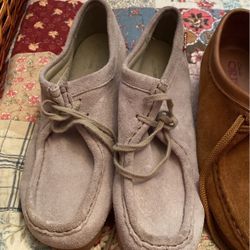 Clark’s Size 7 Half 
