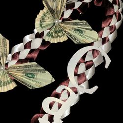 Graduation Money Lei