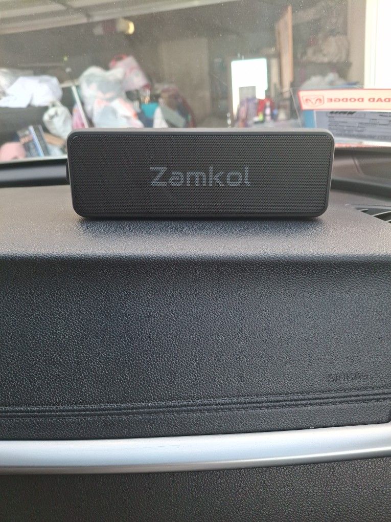 Zamkol Bluetooth Speaker