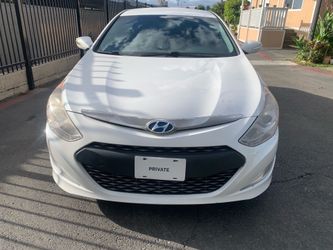 2013 Hyundai sonata hybrid