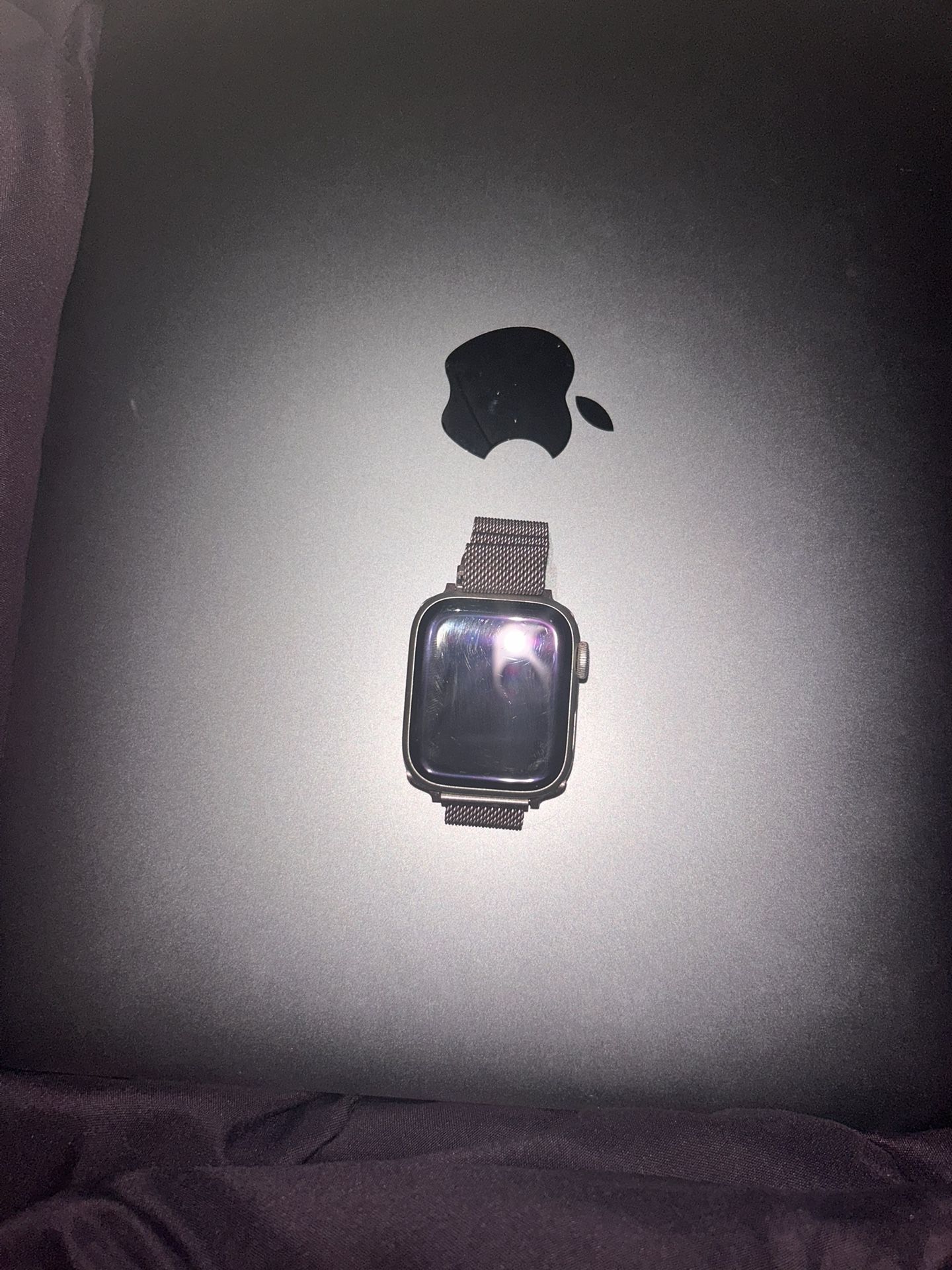 Rosegold Apple Watch Series 7 – Great Condition