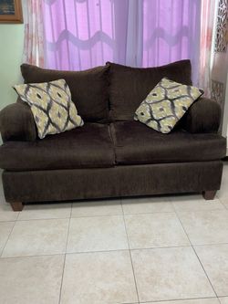 Brown 2-Seat Loveseat Sofa with Throw Pillows