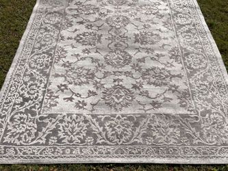 113 x 94 Persian rug style