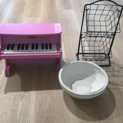 $10 piano / fruit bowls $5 each