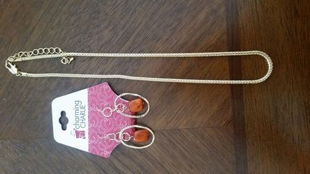 Earrings w/ necklace