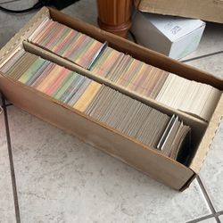 300+ Baseball Cards-1980-90s Vintage 