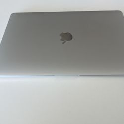 Macbook air 13 in 2019