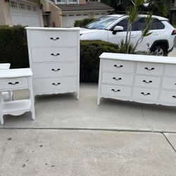 White Dresser Set