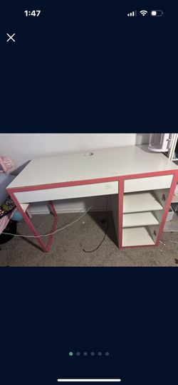Girls Desk 